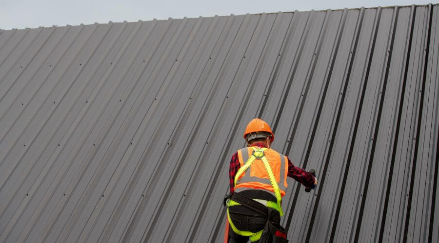 Professional metal roof installation services in Peachtree City, GA